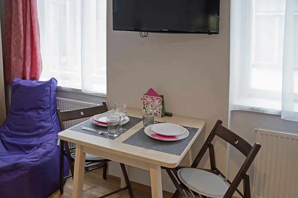 Apartment Krakovska 5 Praag 0*,
