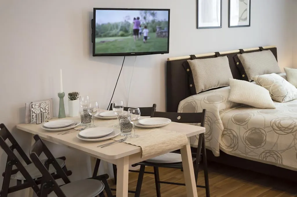 Apartment Krakovska 5 Praag