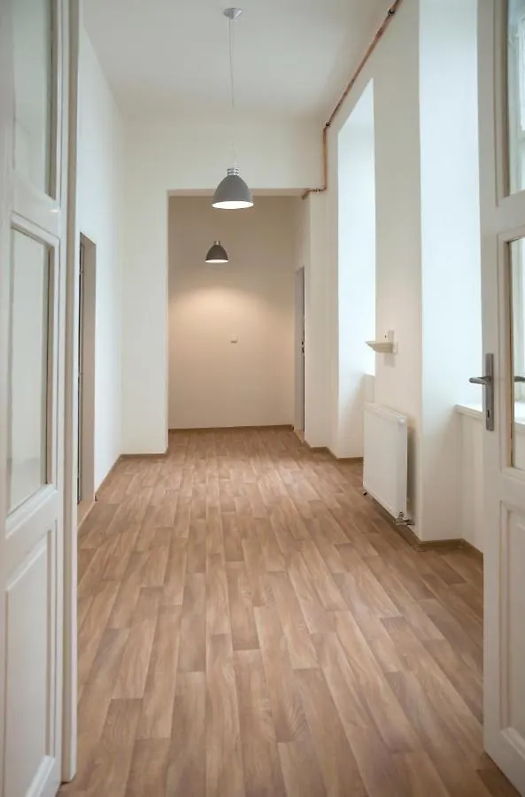 Apartment Krakovska 5 Praag 0*,